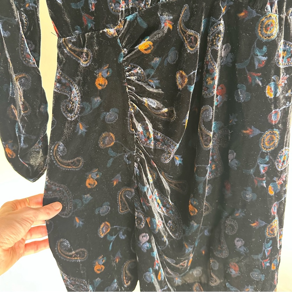 Zara Black Long Sleeve Velvet Dress - Picture 7 of 7